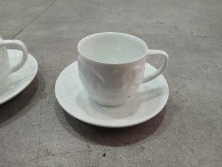2 Tazas de porcelana blanca Sargadelos