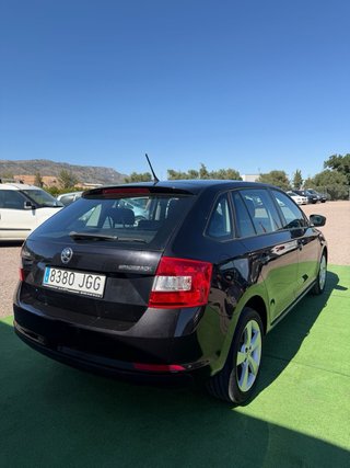 Skoda Spaceback 2016