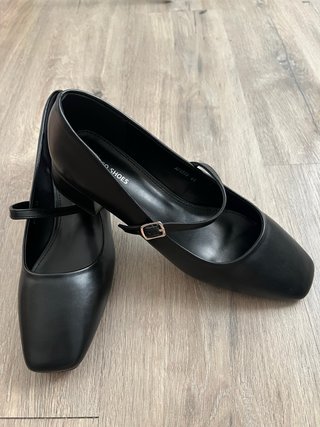 Zapatos Mary Jane Negros Talla 38