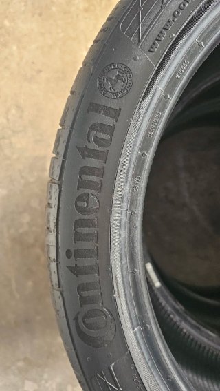 Neumáticos 225 40 18 Continental