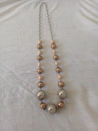 Lote Bisutería Pulseras y collares Varios Modelos