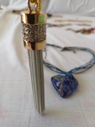 Lote Bisutería Pulseras y collares Varios Modelos