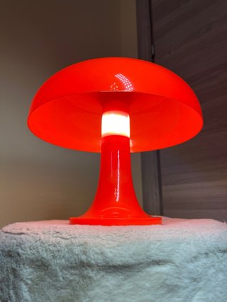 Lámpara de mesa estilo Space Age naranja
