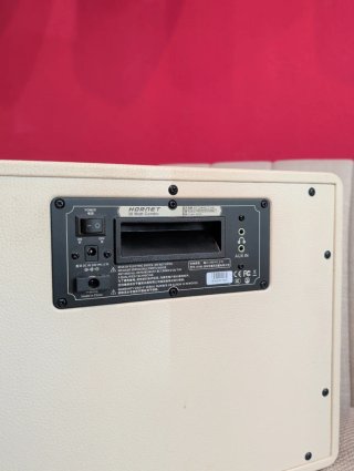 Amplificador Mooer Hornet 30W Beige