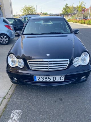 Mercedes-Benz Clase C 2005