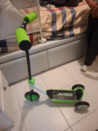 Patinete 3 Ruedas Avigo Verde