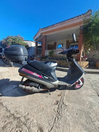 Suzuki Address Negra