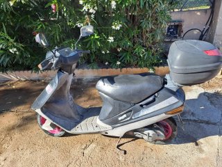 Suzuki Address Negra