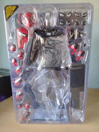 Hot Toys Spider-Man Traje Integrado