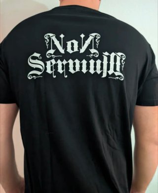 CAMISETA NEGRA - NON SERVIUM - TALLA XL y más...