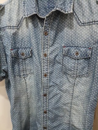 Camicia jeans uomo fantasia pois.