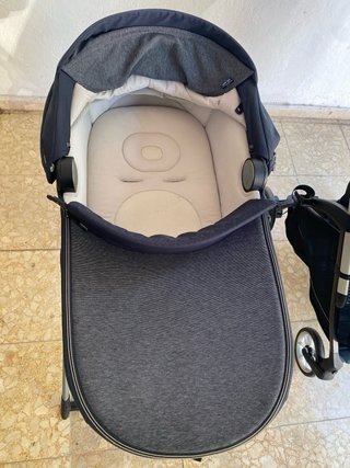 Set passeggino Inglesina Elekta con ovetto e treppiede