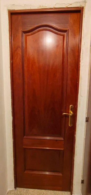 4 Puertas Madera Maciza y 3 puertas con cristalera