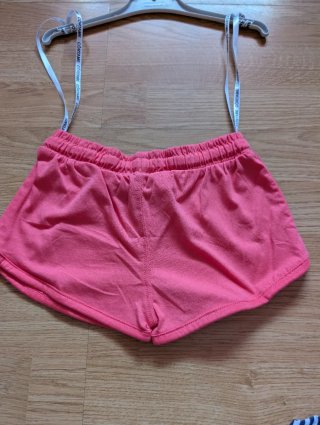 Conjunto pijama rayas y short coral