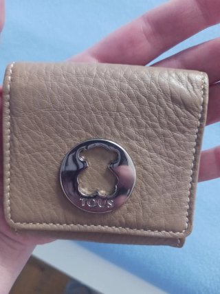 Monedero Tous Beige de piel. Oso Plateado.