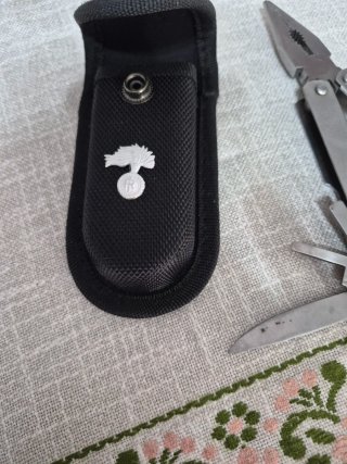 Pinza Multiuso con Custodia