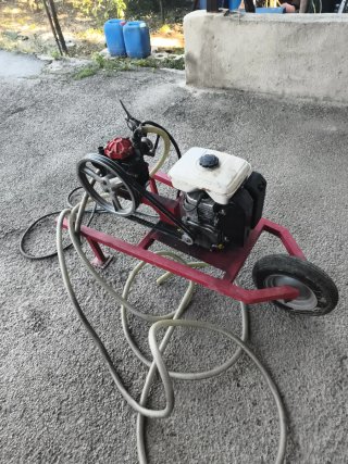 Carretilla de fumigar Honda