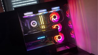 PC 9950X3D + RTX 5090 + Monitor 480hz OLED.