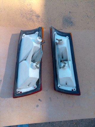 Pilotos Traseros Renault R5