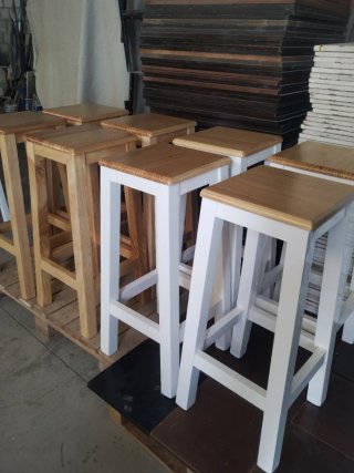 Taburetes madera lacados alta calidad