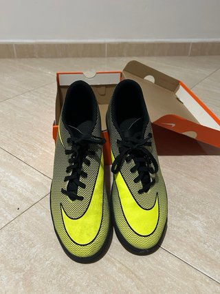 Botas de fútbol Nike Bravata II TF Talla 45
