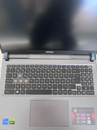 MSI Vector 16 HX: i9, RTX 4080, 32 RAM, 3TB SSD