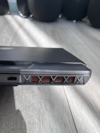 MSI Vector 16 HX: i9, RTX 4080, 32 RAM, 3TB SSD