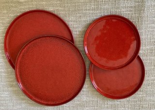 Platos, sobreplatos y manteles Zara Home rojos