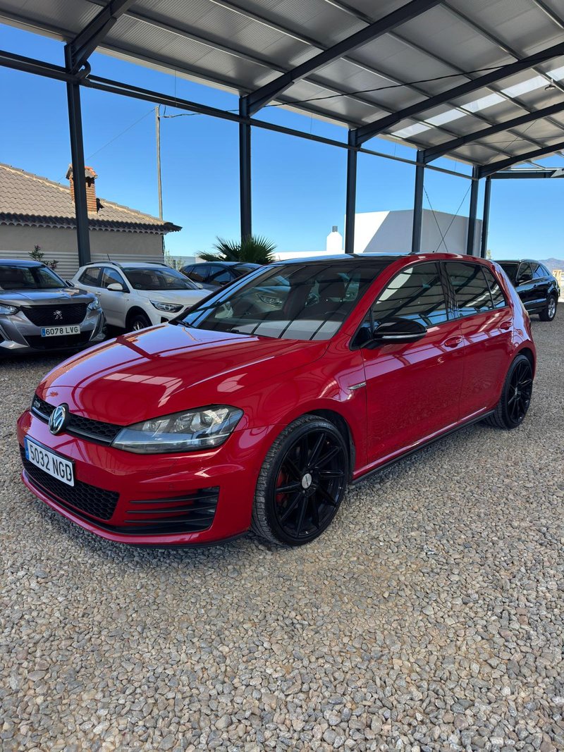 Volkswagen Golf 2016, foto 2