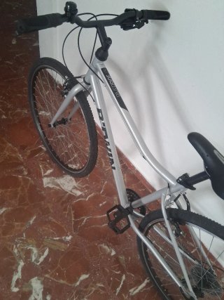 Bicicleta B'TWIN plateada