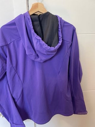 Chaqueta Peak Performance Morada