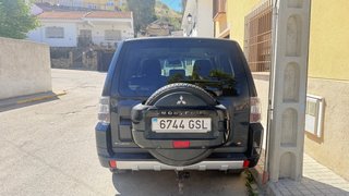 Mitsubishi Montero 2010
