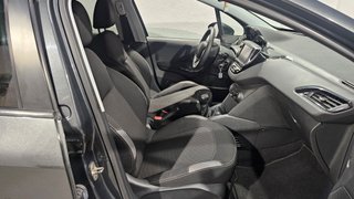 Peugeot 208 5P ALLURE 1.2L PureTech 82