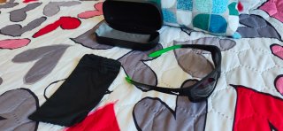 Gafas de sol Nike negras y verdes