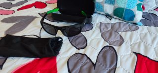 Gafas de sol Nike negras y verdes