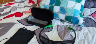Gafas de sol Nike negras y verdes