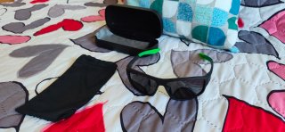 Gafas de sol Nike negras y verdes
