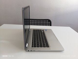 HP Chromebook Plata y Negro