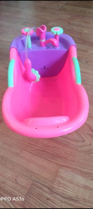 Bañera de juguete rosa y morada