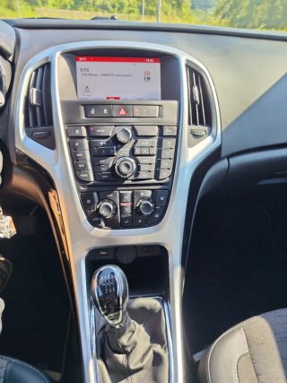 Opel Astra 2015