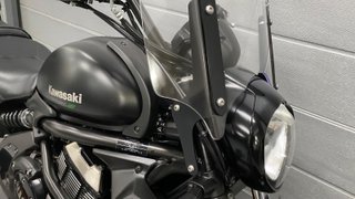 Kawasaki Vulcan S Negra