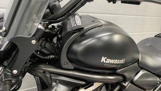 Kawasaki Vulcan S Negra