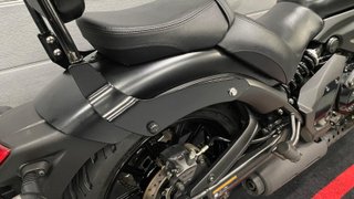 Kawasaki Vulcan S Negra
