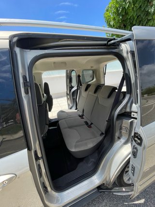 Ford Tourneo Courier 2015