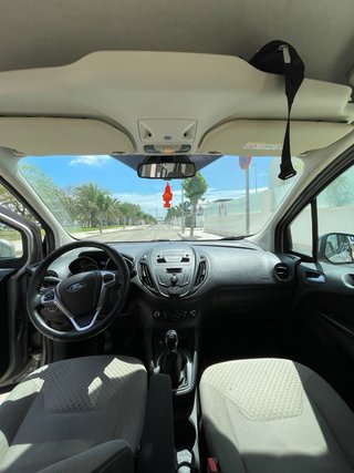 Ford Tourneo Courier 2015