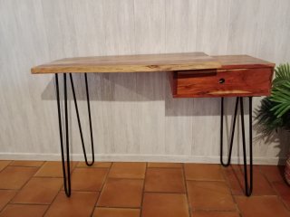 Escritorio de madera de mango