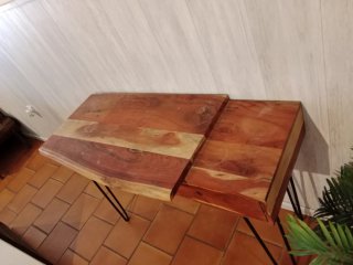 Escritorio de madera de mango