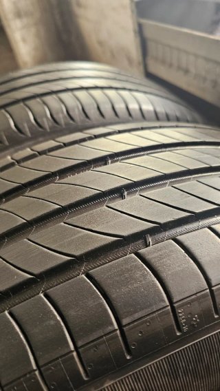 Neumáticos 235 60 17 Michelin