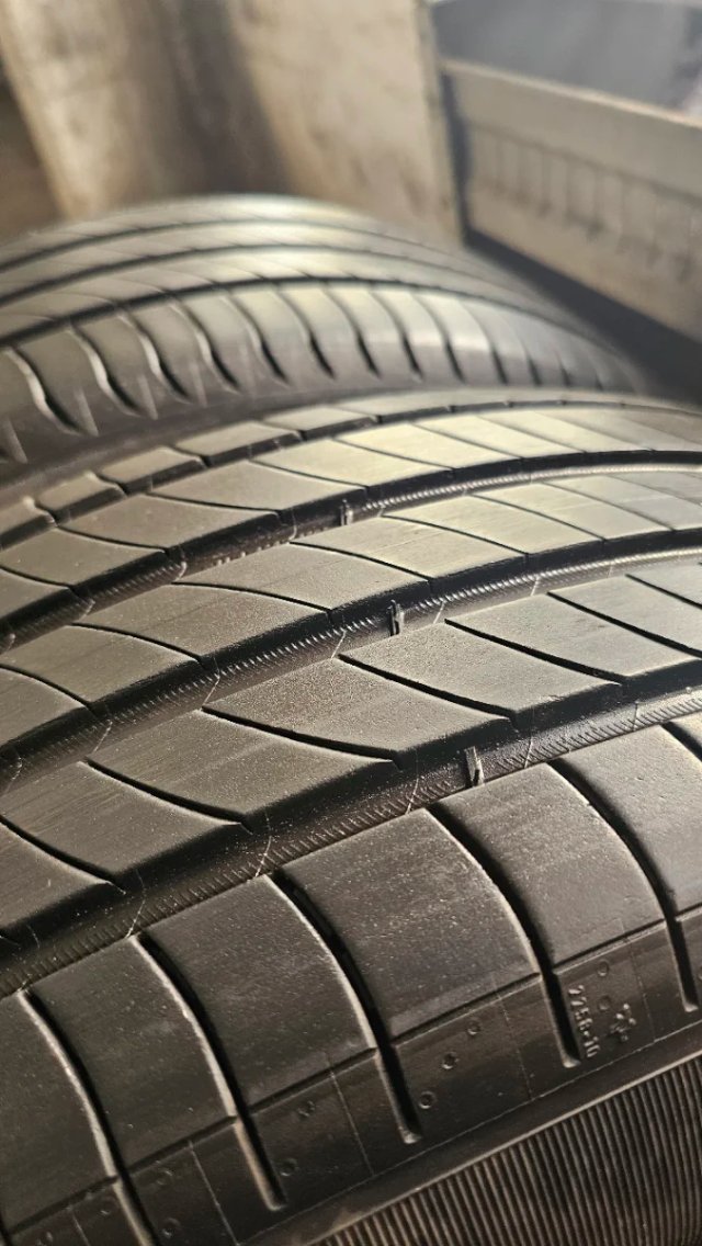 Neumáticos 235 60 17 Michelin