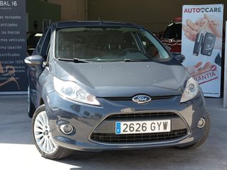 Ford Fiesta 1.4 TITANIUM AUTOMATICO 2010
